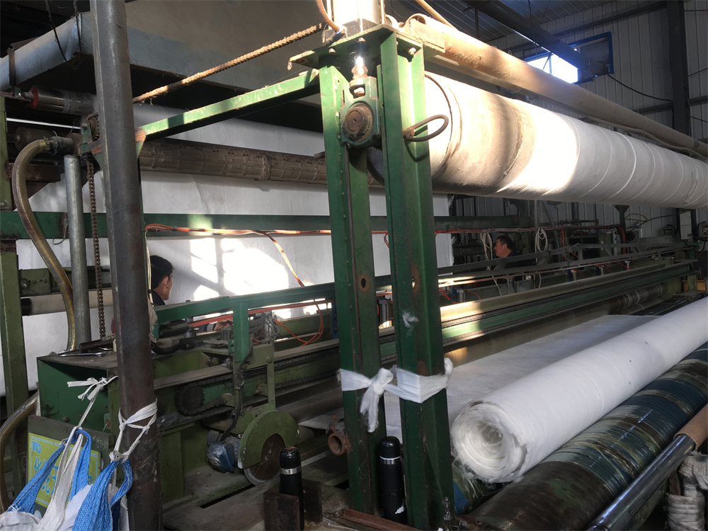 山东鑫宇土工材料工程有限公司长丝土工布生产线